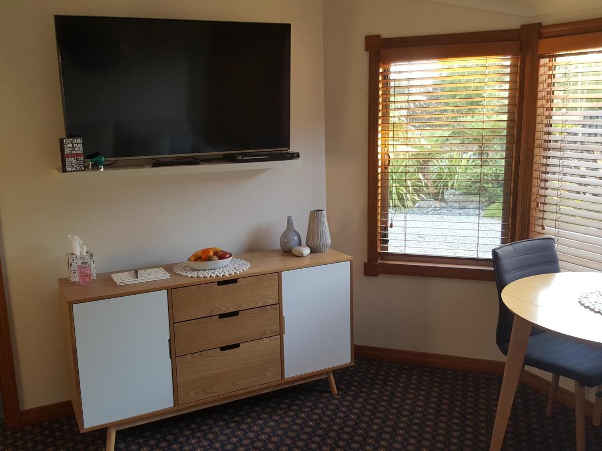 Above The River Karapiro Bed & Breakfast Luaran gambar