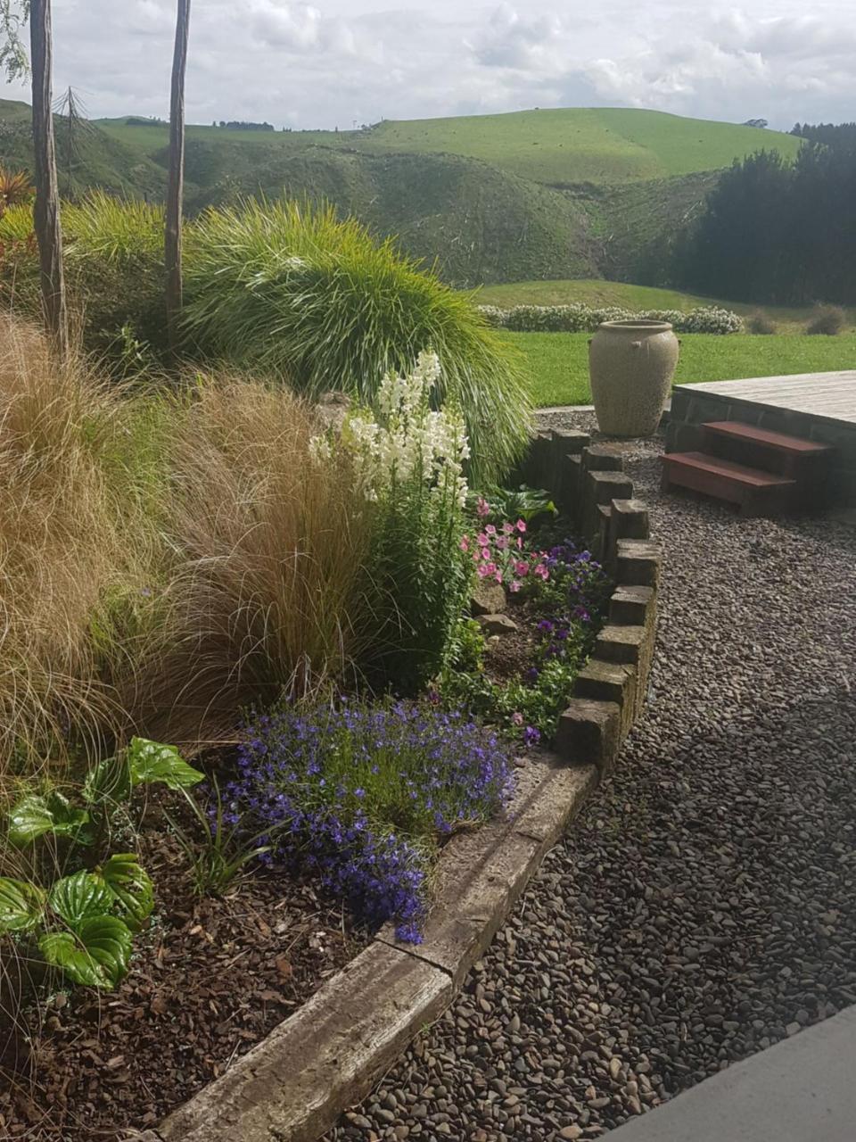 Above The River Karapiro Bed & Breakfast Luaran gambar